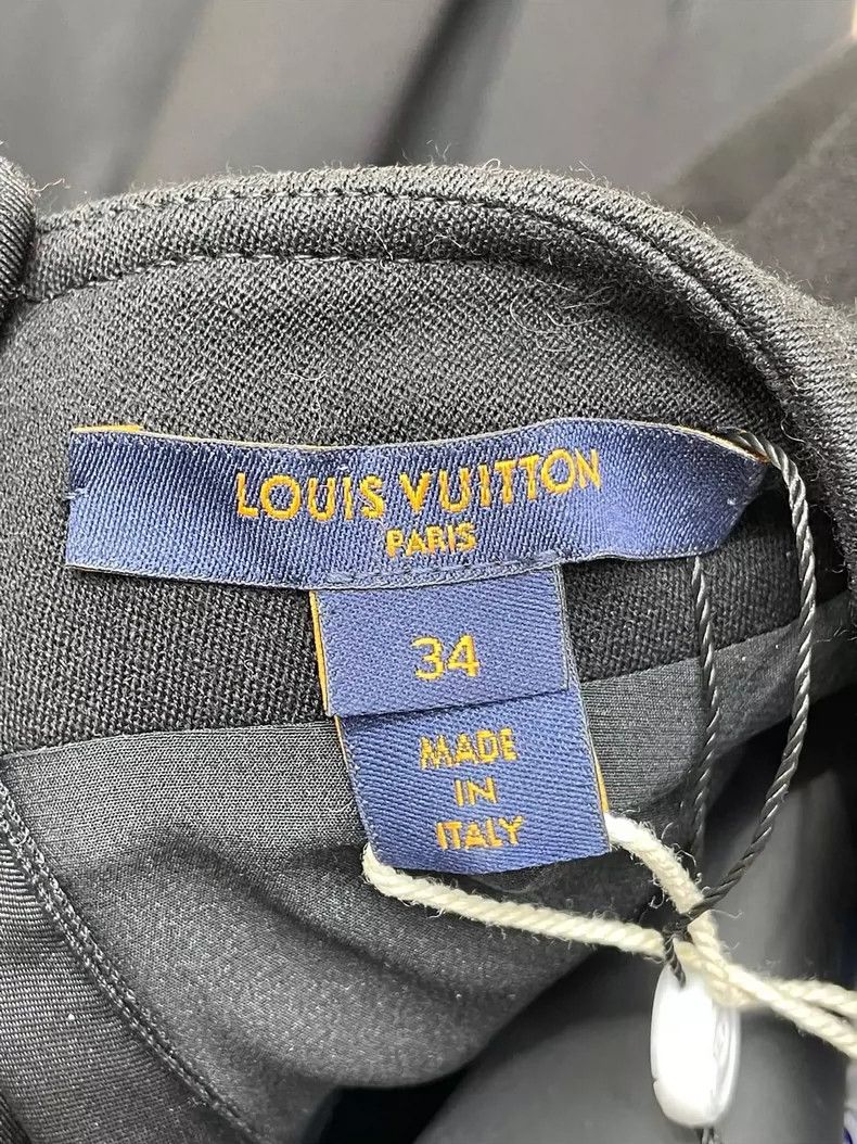 Louis Vuitton Navy Ruffle Hem Long Sleeve Dress- DMC Size US 34 / EU 50 - 8 Thumbnail