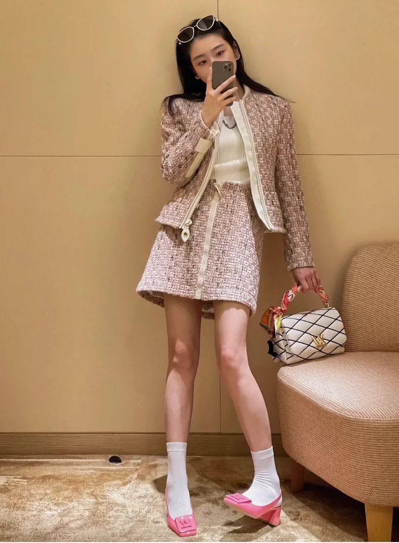 Louis Vuitton Pink Tweed Zip Jacket by Louis Vuitton- DMC Size US S / EU 44-46 / 1 - 9 Thumbnail