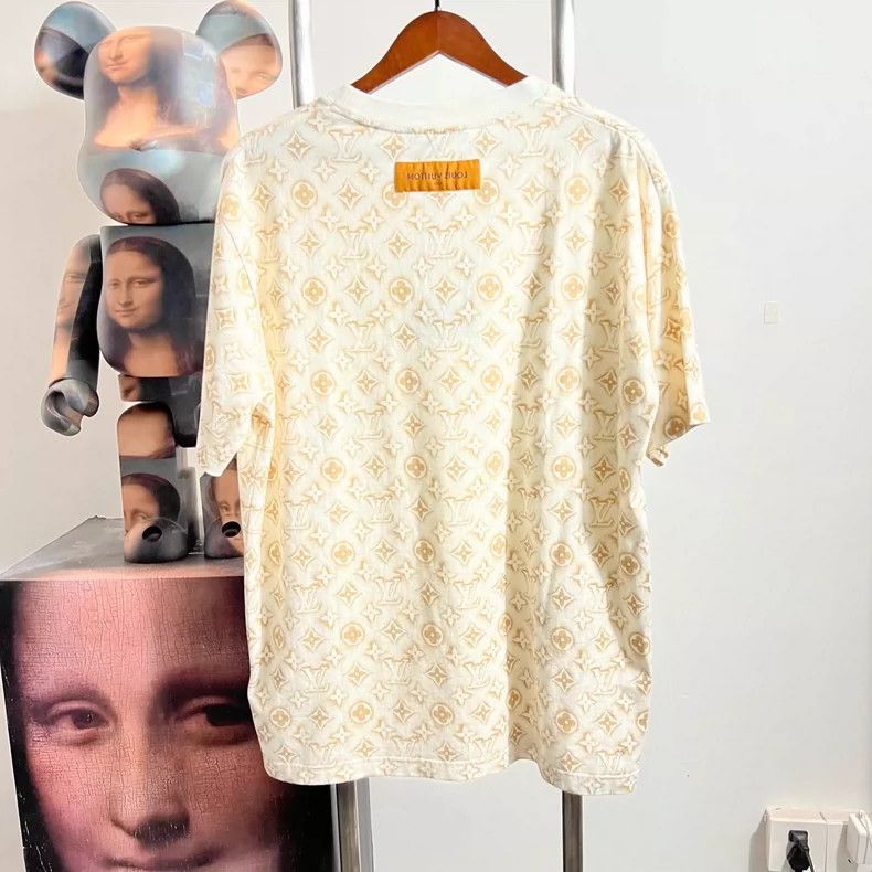 Louis Vuitton Louis Vuitton Short Sleeve T-Shirt in Beige- DMC Size US XL / EU 56 / 4 - 2 Thumbnail