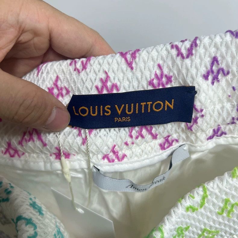 Louis Vuitton Louis Vuitton Neon Print Shorts Size 40- DMC Size US 31 - 3 Thumbnail