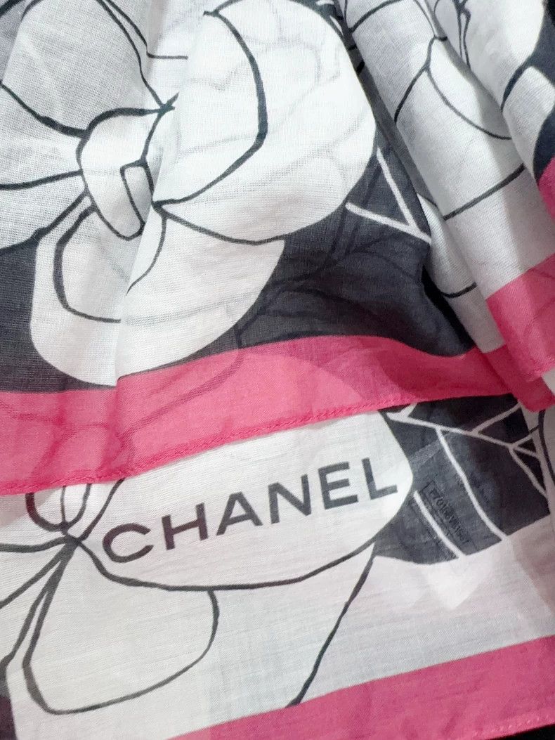 Chanel Chanel Camellia Top with Pink Stripes- DMC Size US S / EU 44-46 / 1 - 4 Thumbnail