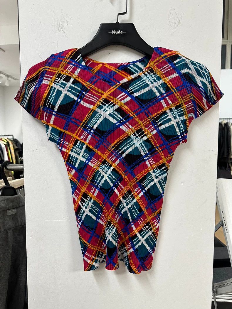 Issey Miyake Issey Miyake Pleats Please Short Sleeve Top- DMC Size US M / EU 48-50 / 2 - 3 Thumbnail