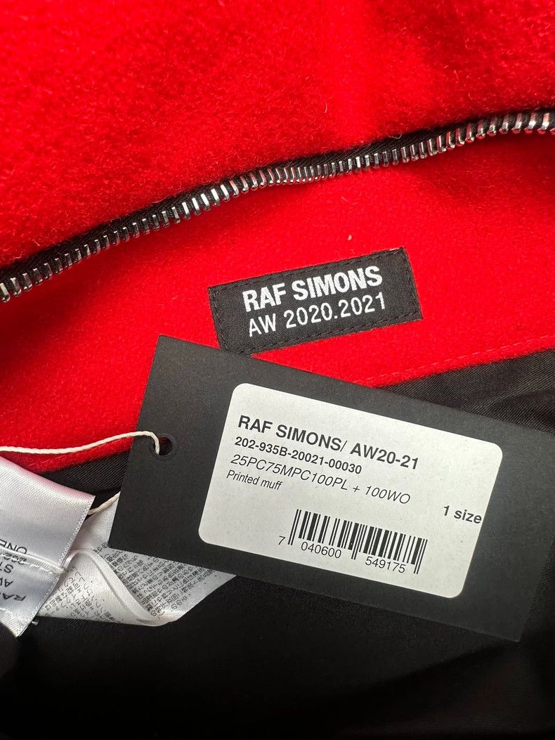 Raf Simons Raf Simons Fur Handbag with Tag- DMC Size ONE SIZE - 8 Thumbnail