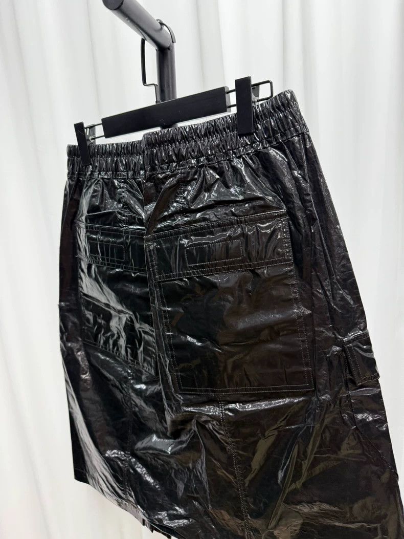 Rick Owens Rick Owens Black Cargo Shorts Size M- DMC Size US 32 / EU 48 - 6 Thumbnail