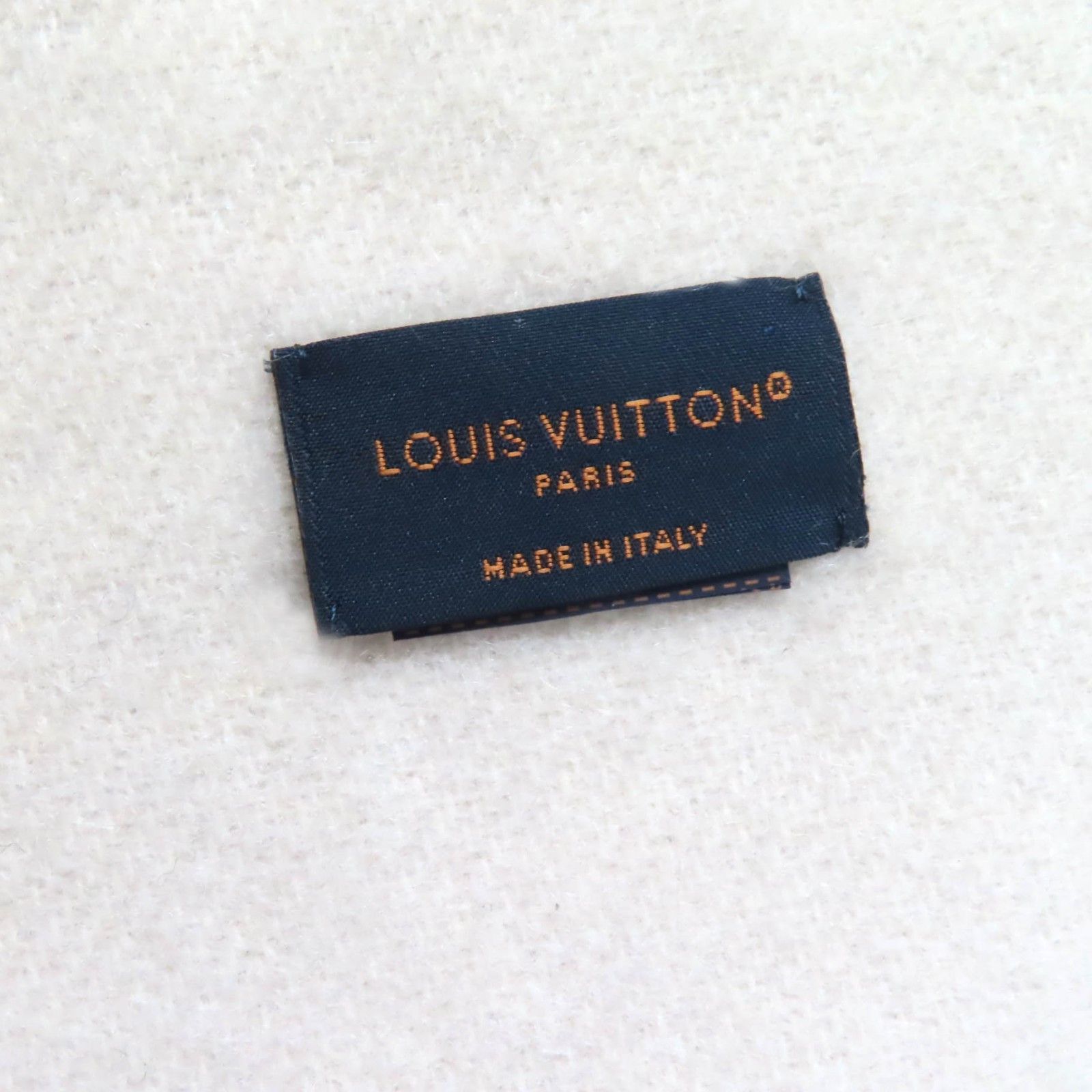 Louis Vuitton Louis Vuitton Louis Vuitton Reykjavik Cashmere Scarf Natural Material Scarf M78909 Size ONE SIZE - 6 Thumbnail