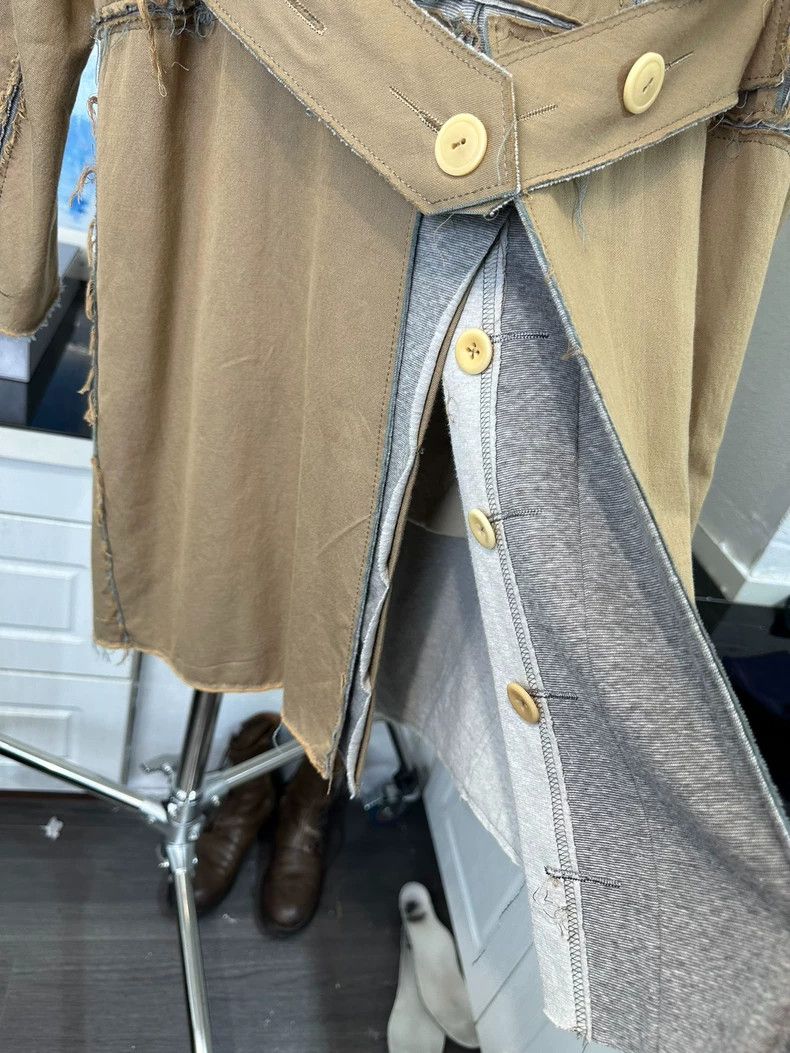 Takahiromiyashita The Soloist. Unique Takahiro Miyashita Button-Up Coat- DMC Size US XS / EU 42 / 0 - 8 Thumbnail