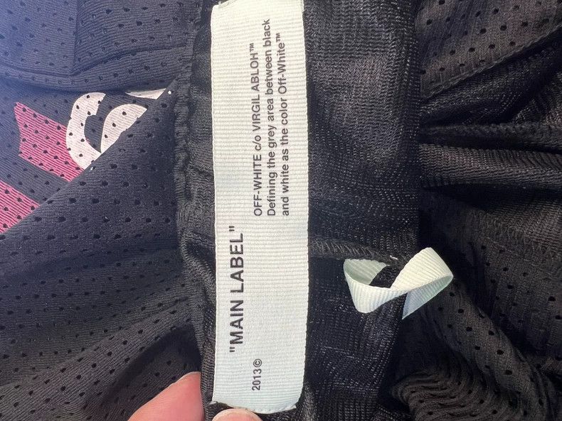 Off-White Off-White Black Mesh Shorts for Men- DMC Size US 26 / EU 42 - 3 Thumbnail