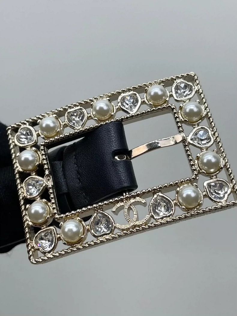 Chanel Chanel Pearl Crystal Buckle Waist Belt- DMC Size ONE SIZE - 5 Thumbnail