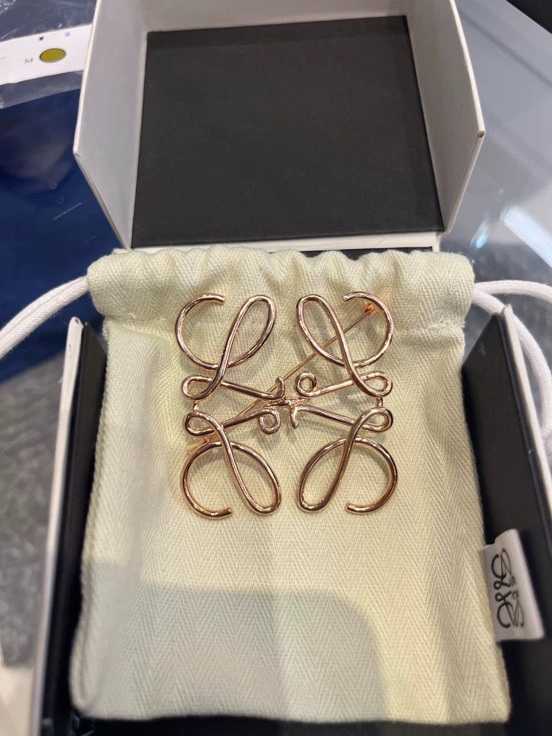Loewe Loewe Rose Gold Brooch with Tag- DMC Size ONE SIZE - 6 Thumbnail