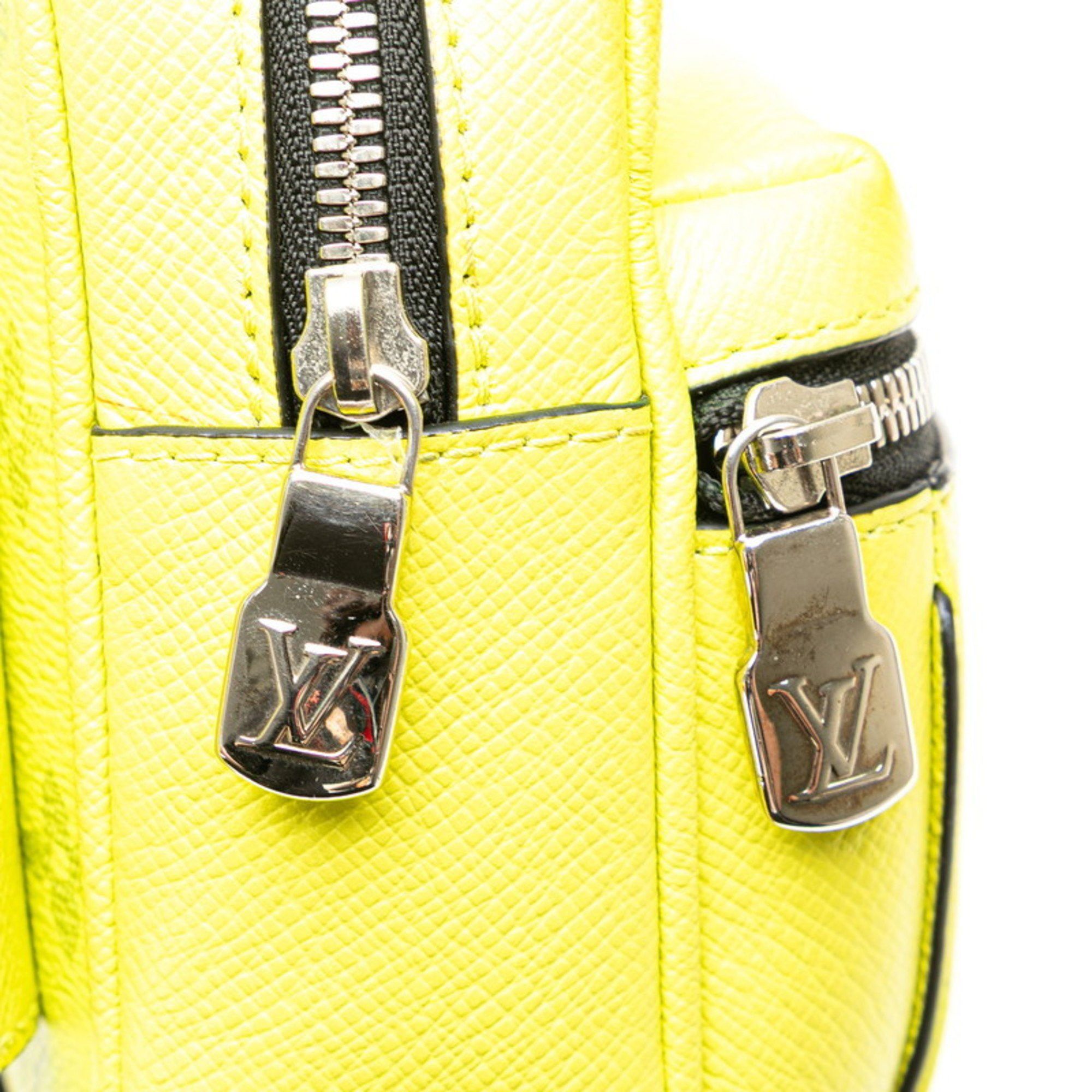 Louis Vuitton Louis Vuitton Outdoor shoulder Size ONE SIZE - 4 Thumbnail