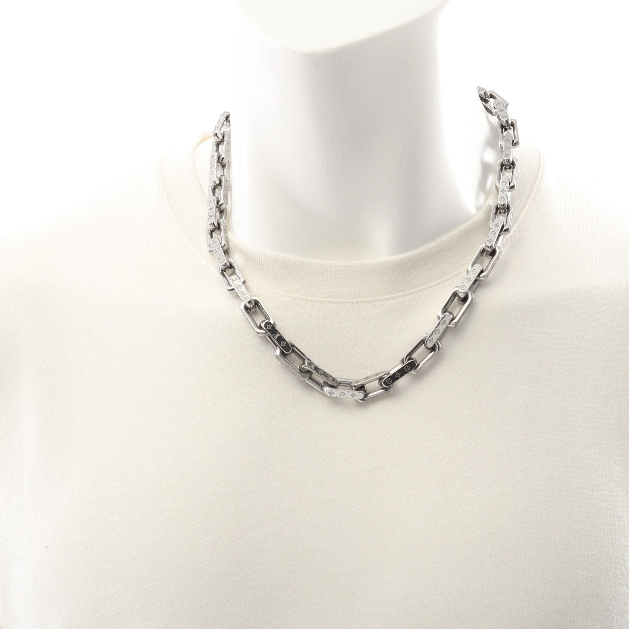 Louis Vuitton Louis Vuitton Collier Chain Monogram Necklace Silver Size ONE SIZE - 6 Thumbnail