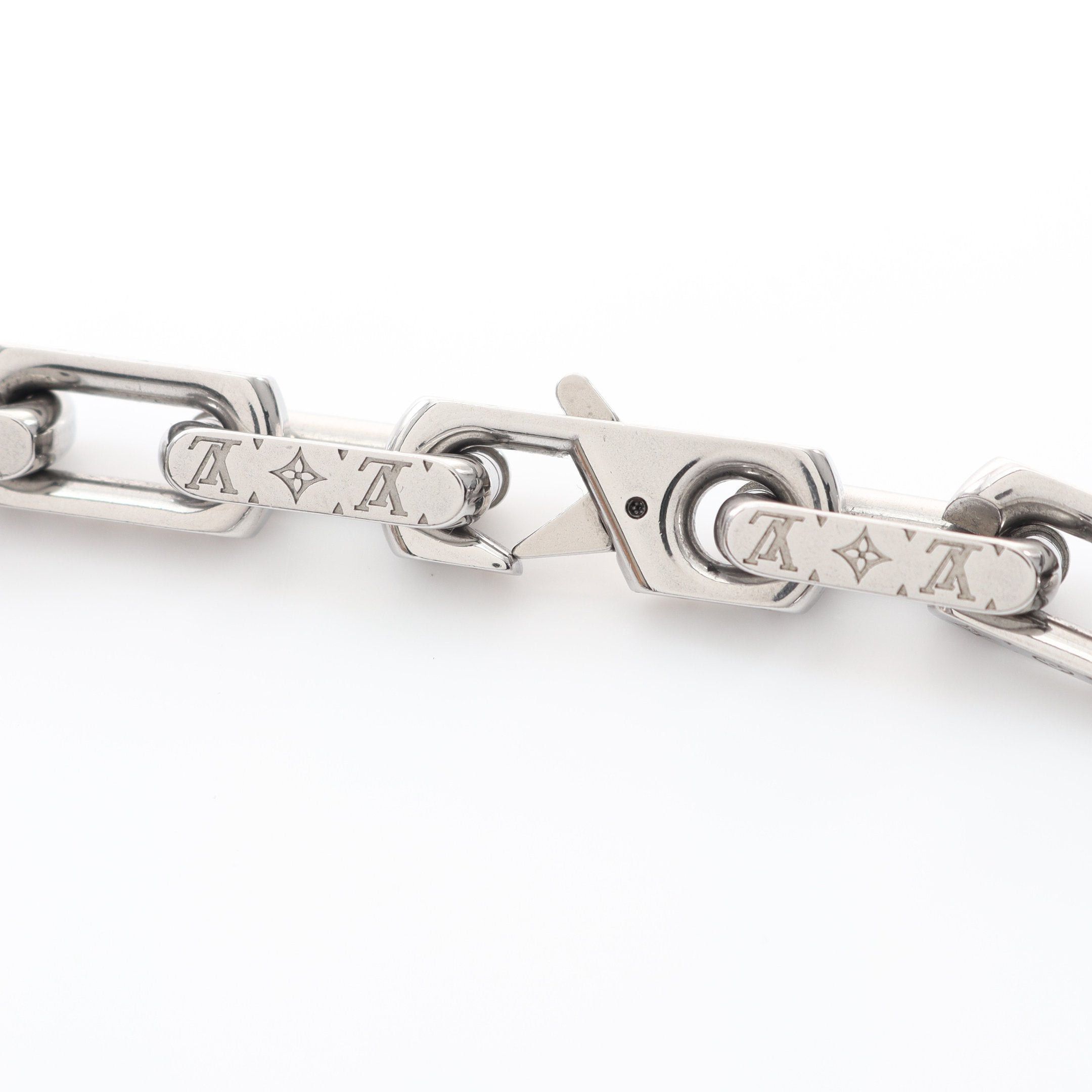 Louis Vuitton Louis Vuitton Collier Chain Monogram Necklace Silver Size ONE SIZE - 4 Thumbnail