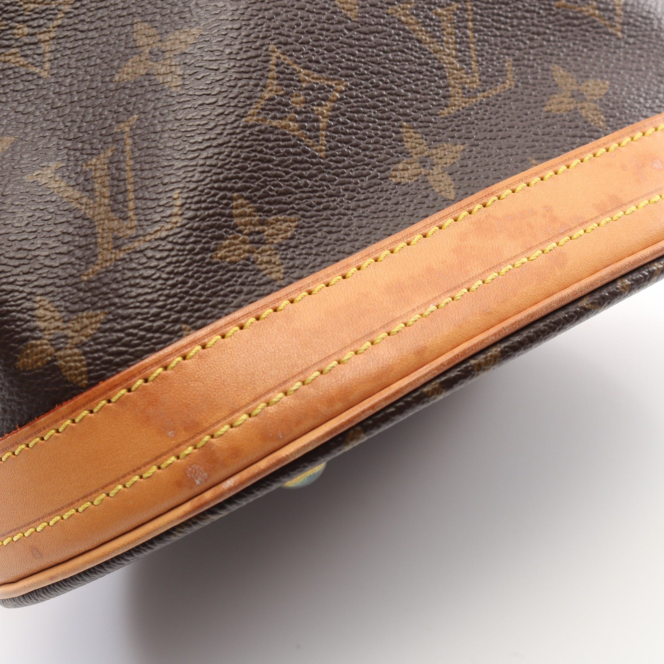 Louis Vuitton Louis Vuitton Bucket Pm Monogram Handbag Leather Brown Size ONE SIZE - 10 Thumbnail
