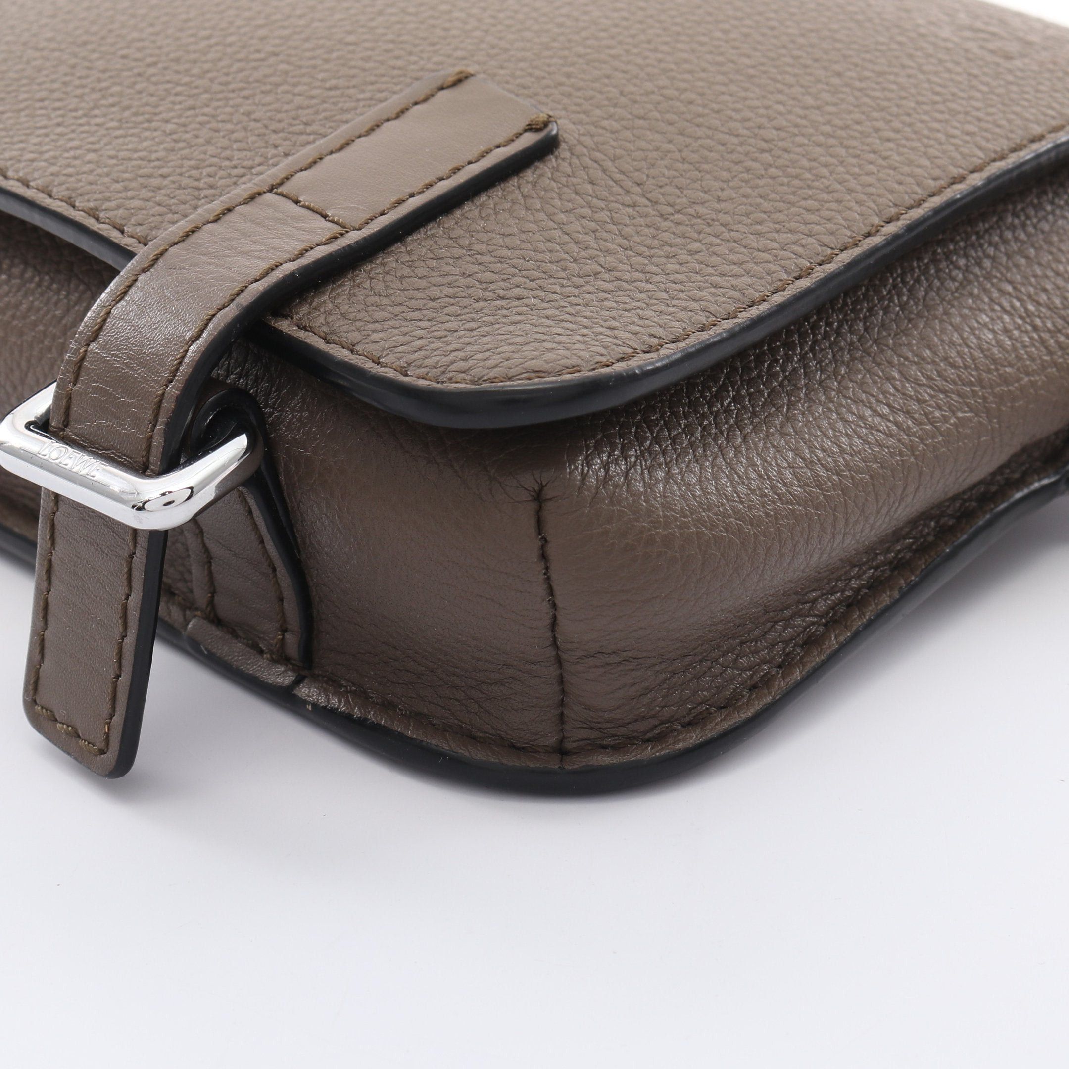 Loewe Loewe Military Bum Bag Anagram Waist Body Leather Gray Brown Size ONE SIZE - 6 Thumbnail