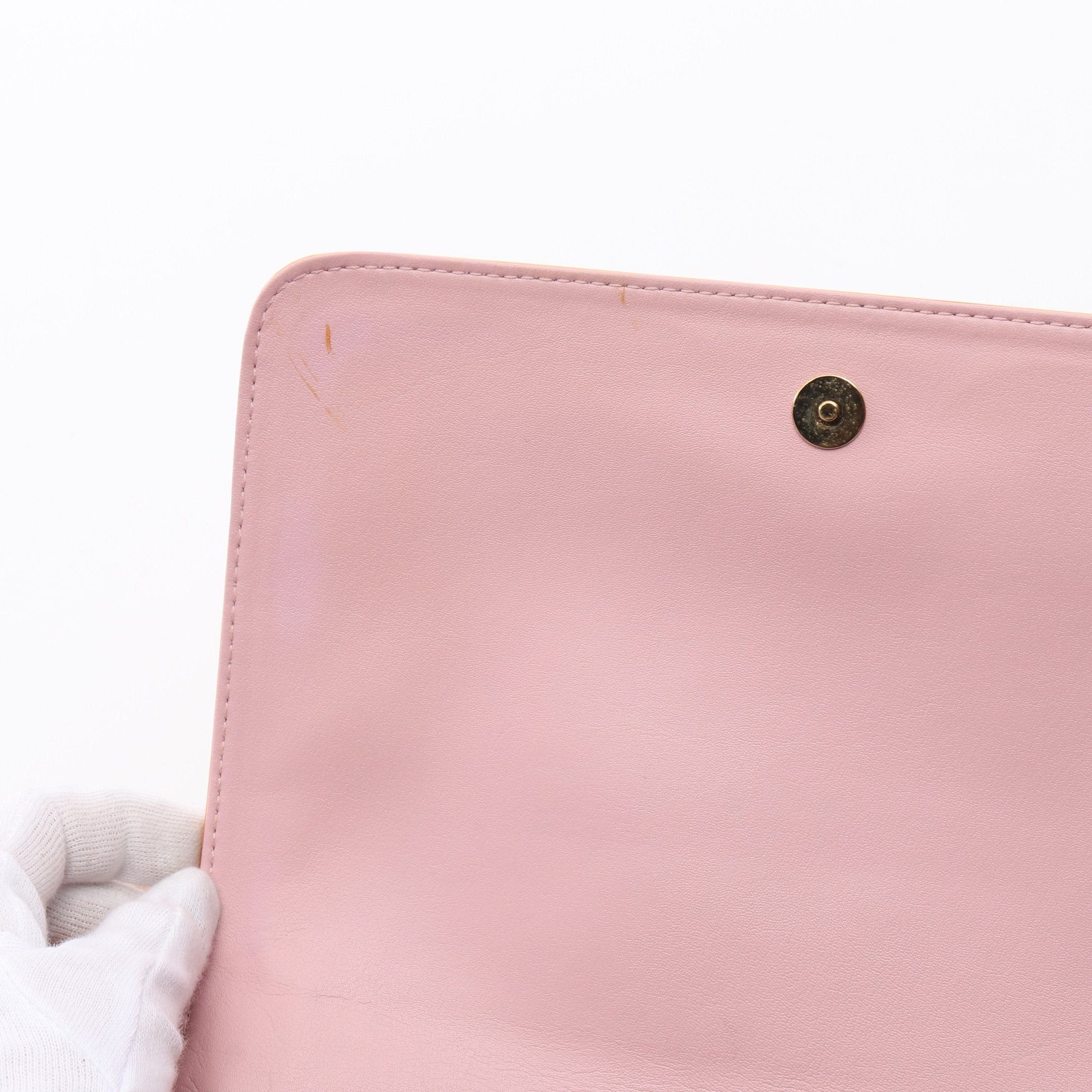 Louis Vuitton Louis Vuitton Thompson Street Monogram Verni Rose Shoulder Bag Leather Light Pink Size ONE SIZE - 9 Thumbnail