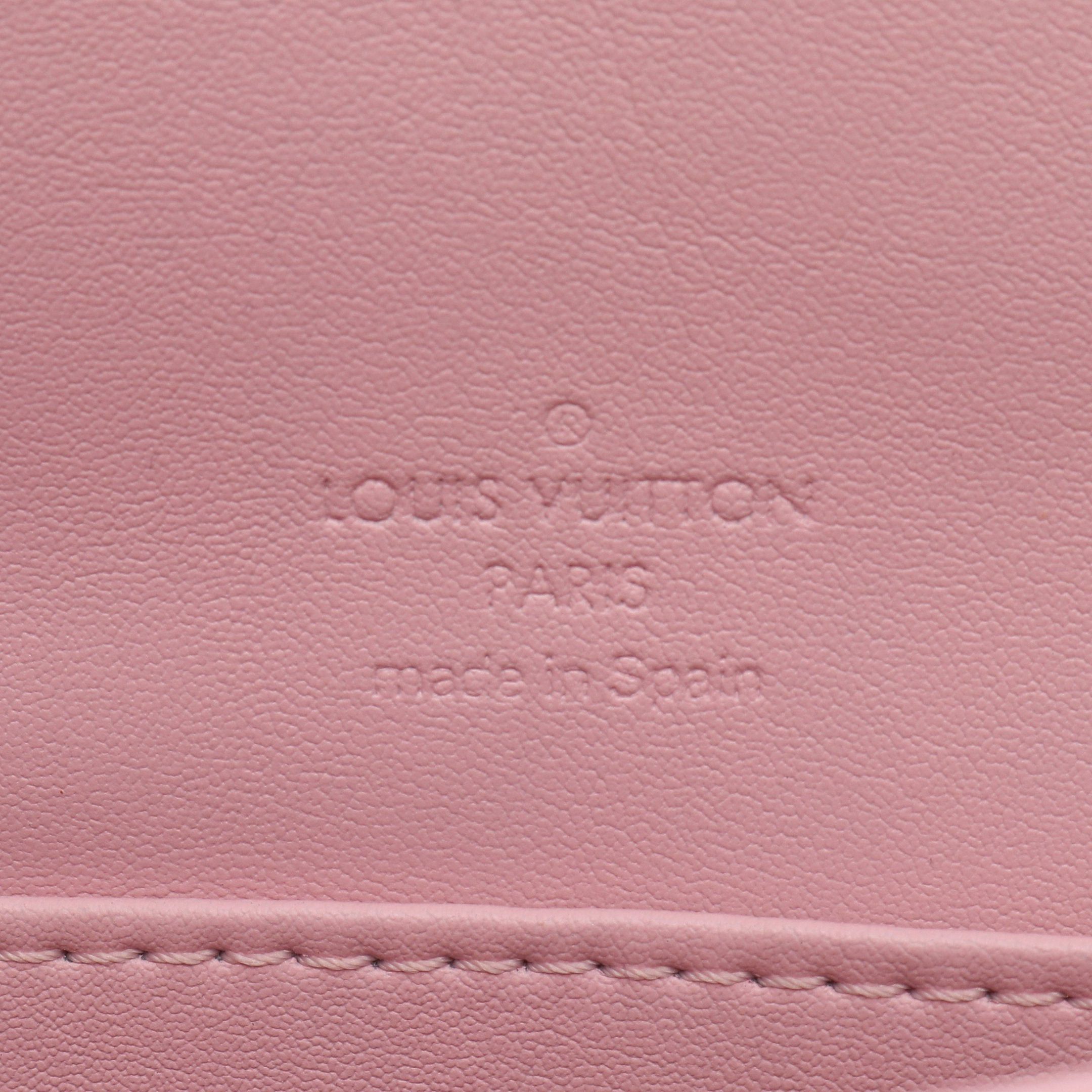 Louis Vuitton Louis Vuitton Thompson Street Monogram Verni Rose Shoulder Bag Leather Light Pink Size ONE SIZE - 4 Thumbnail