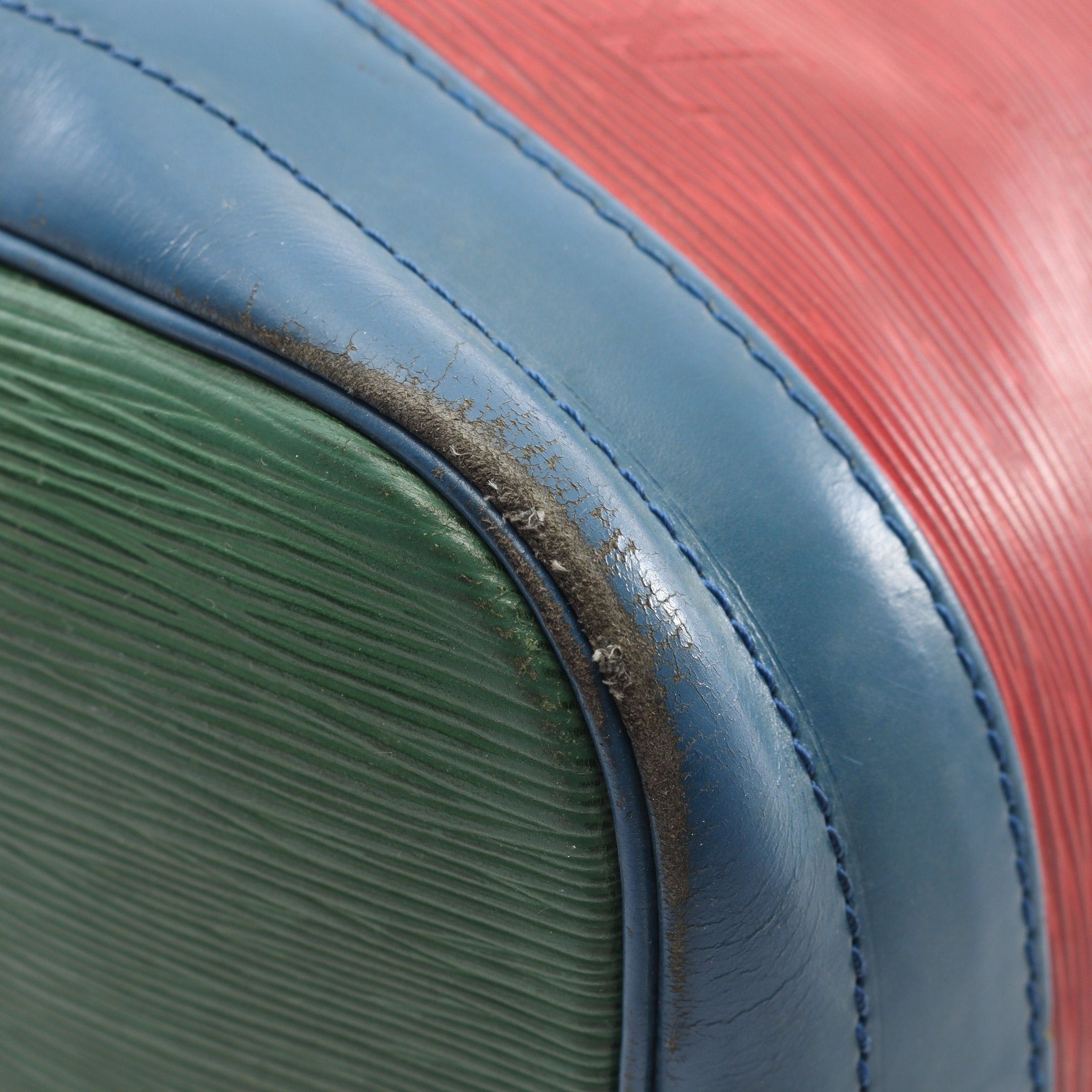 Louis Vuitton Louis Vuitton Noe Epi Castilian Red Toledo Blue Borneo Green Shoulder Bag Leather Size ONE SIZE - 7 Thumbnail