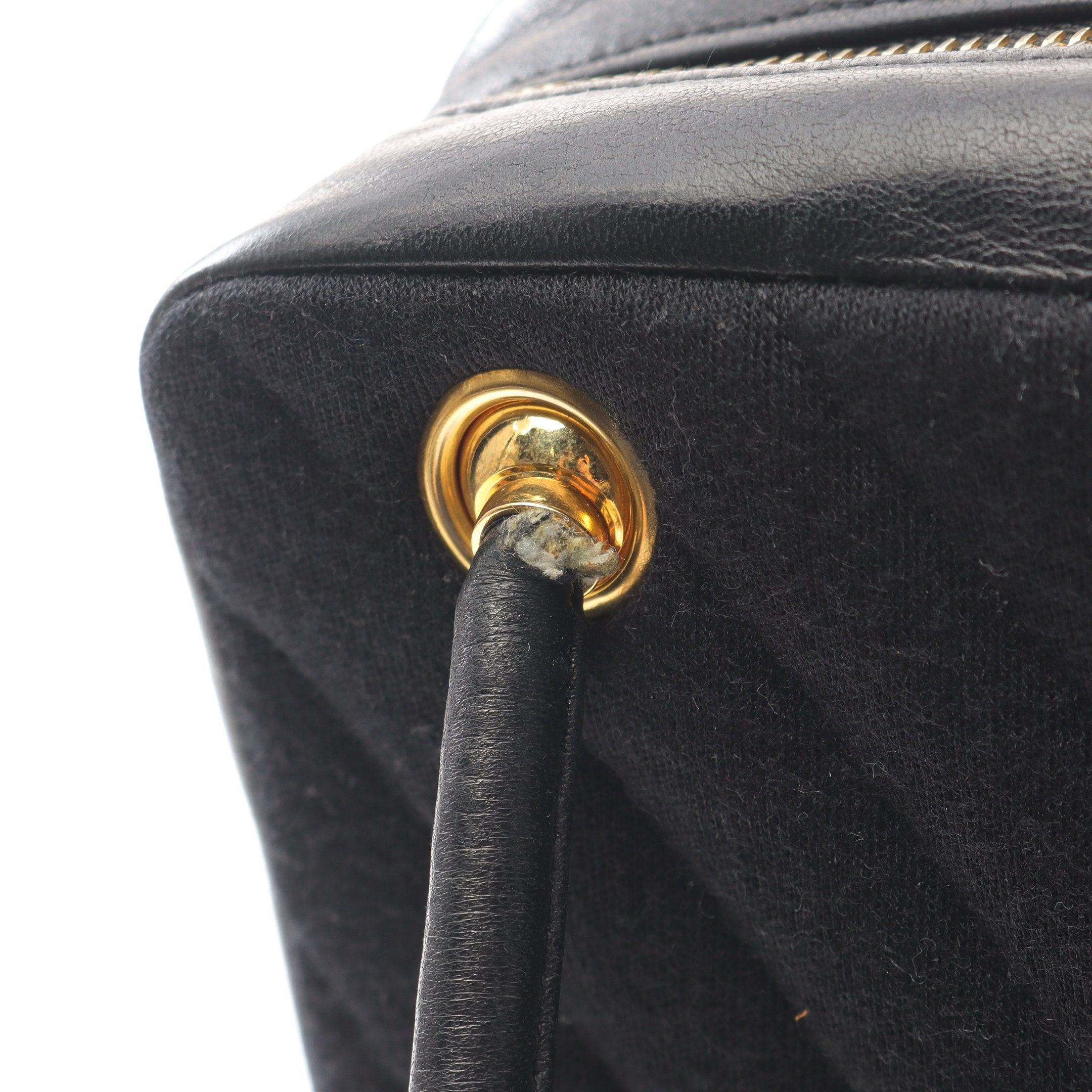 Chanel Chanel Chevron V-Stitch Shoulder Bag Cotton Jersey Lambskin Black Gold Hardware Size ONE SIZE - 14 Thumbnail