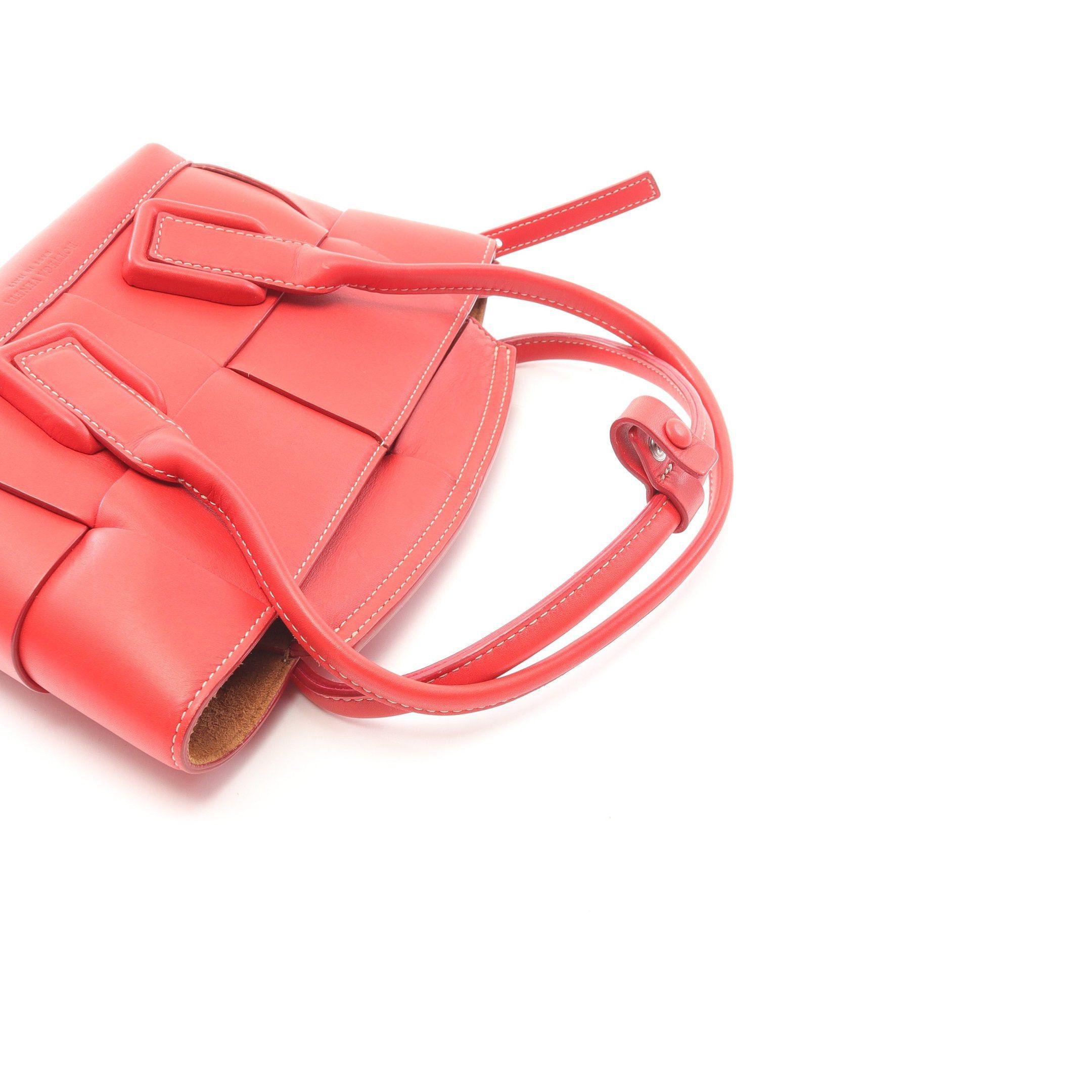Bottega Veneta Bottega Veneta Mini The Arco Handbag Leather Red Size ONE SIZE - 10 Thumbnail