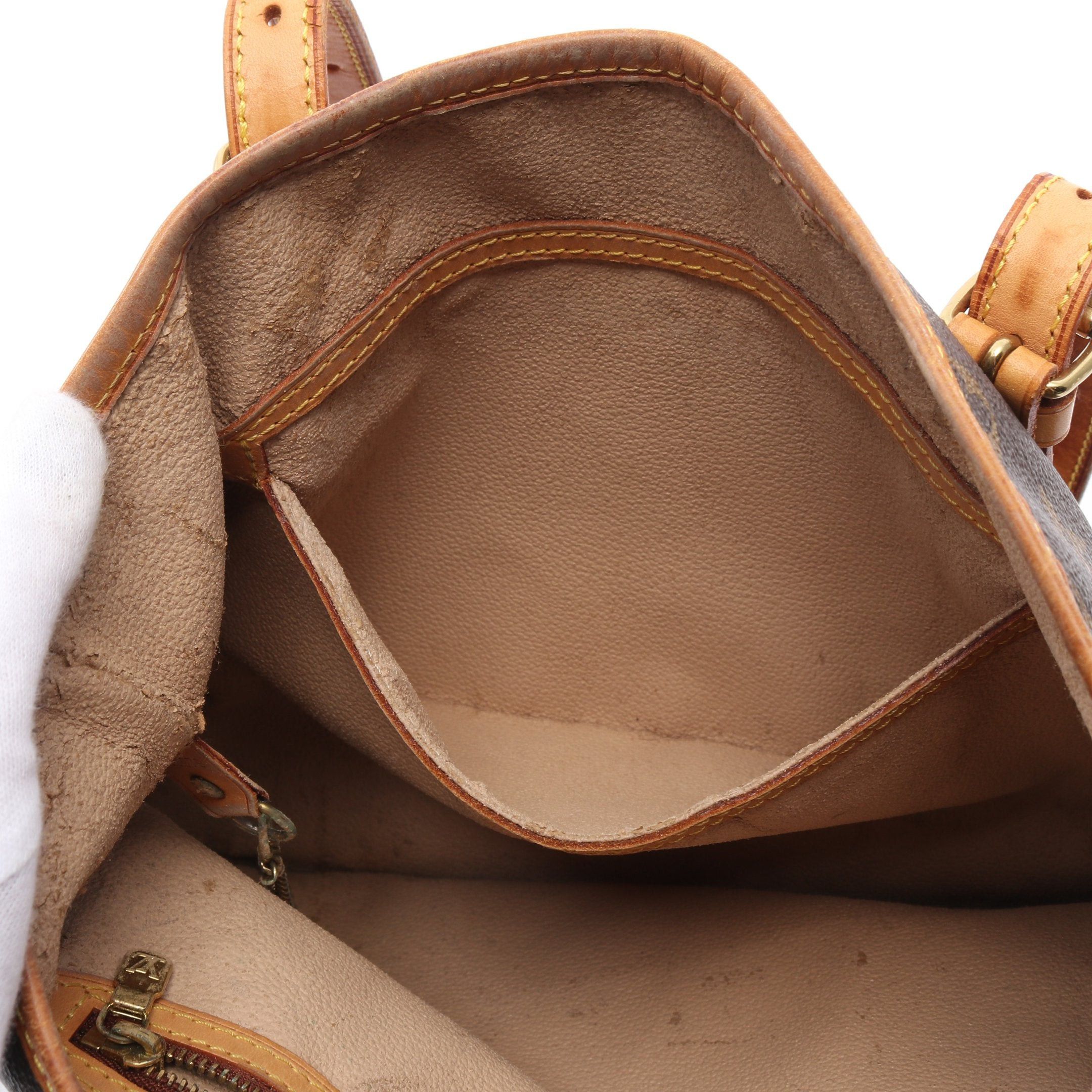 Louis Vuitton Louis Vuitton Bucket Gm Monogram Shoulder Bag Leather Brown Size ONE SIZE - 11 Thumbnail