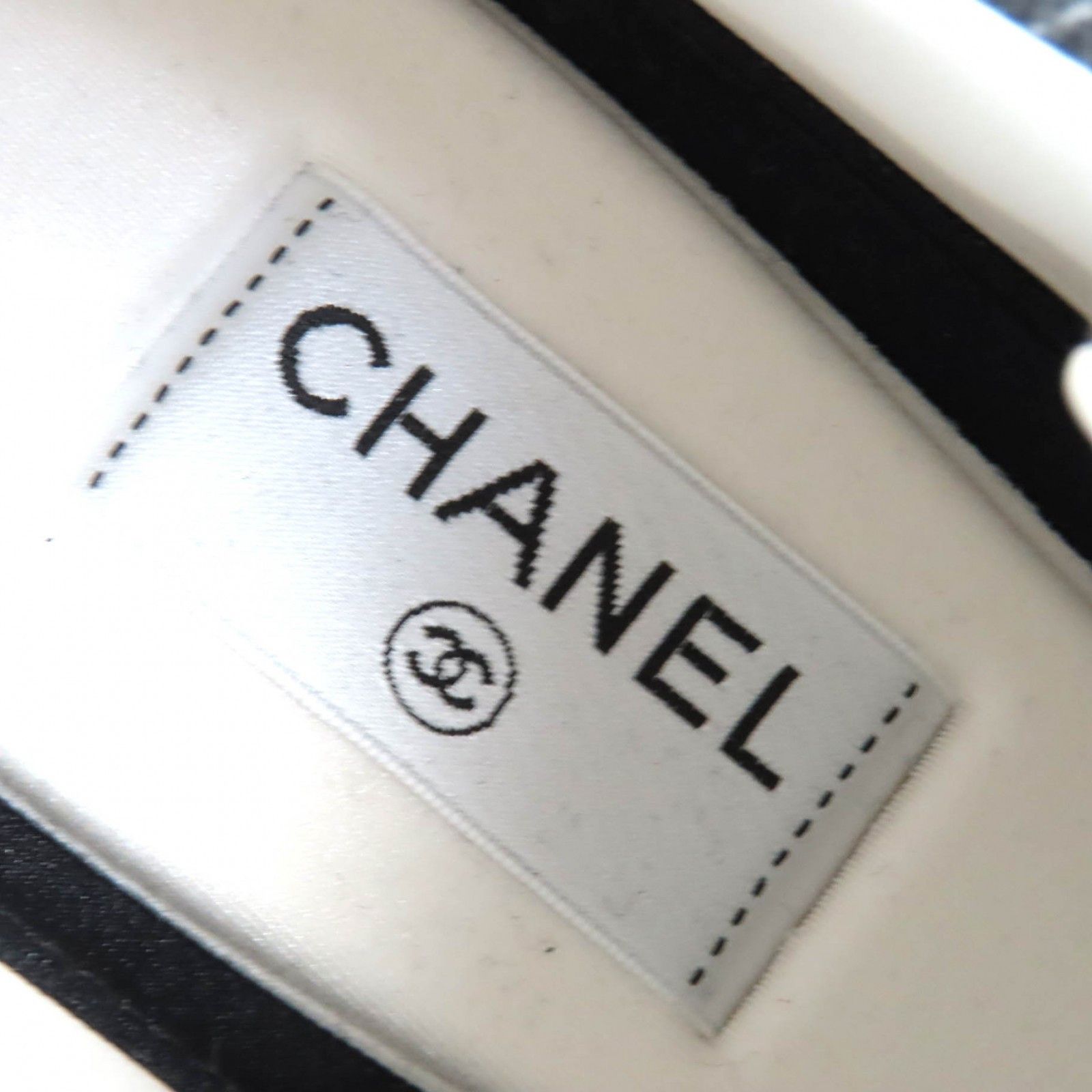 Chanel Chanel Chanel COCO Mark Stripe Pattern Wool Sneakers Others Shoes G46012 Size ONE SIZE - 12 Thumbnail