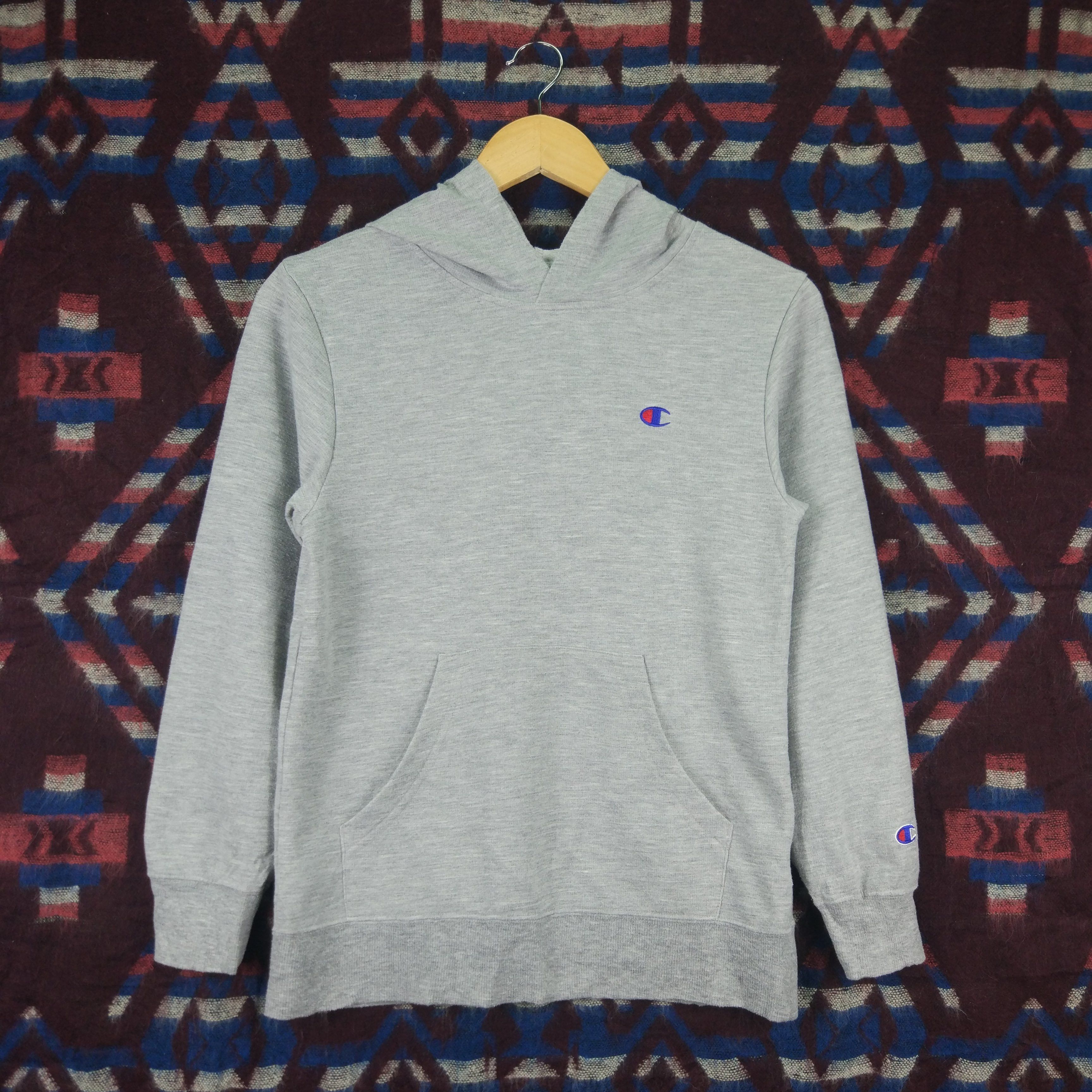 Champion Embroidery Small Logo Hoodie Sweatshirt