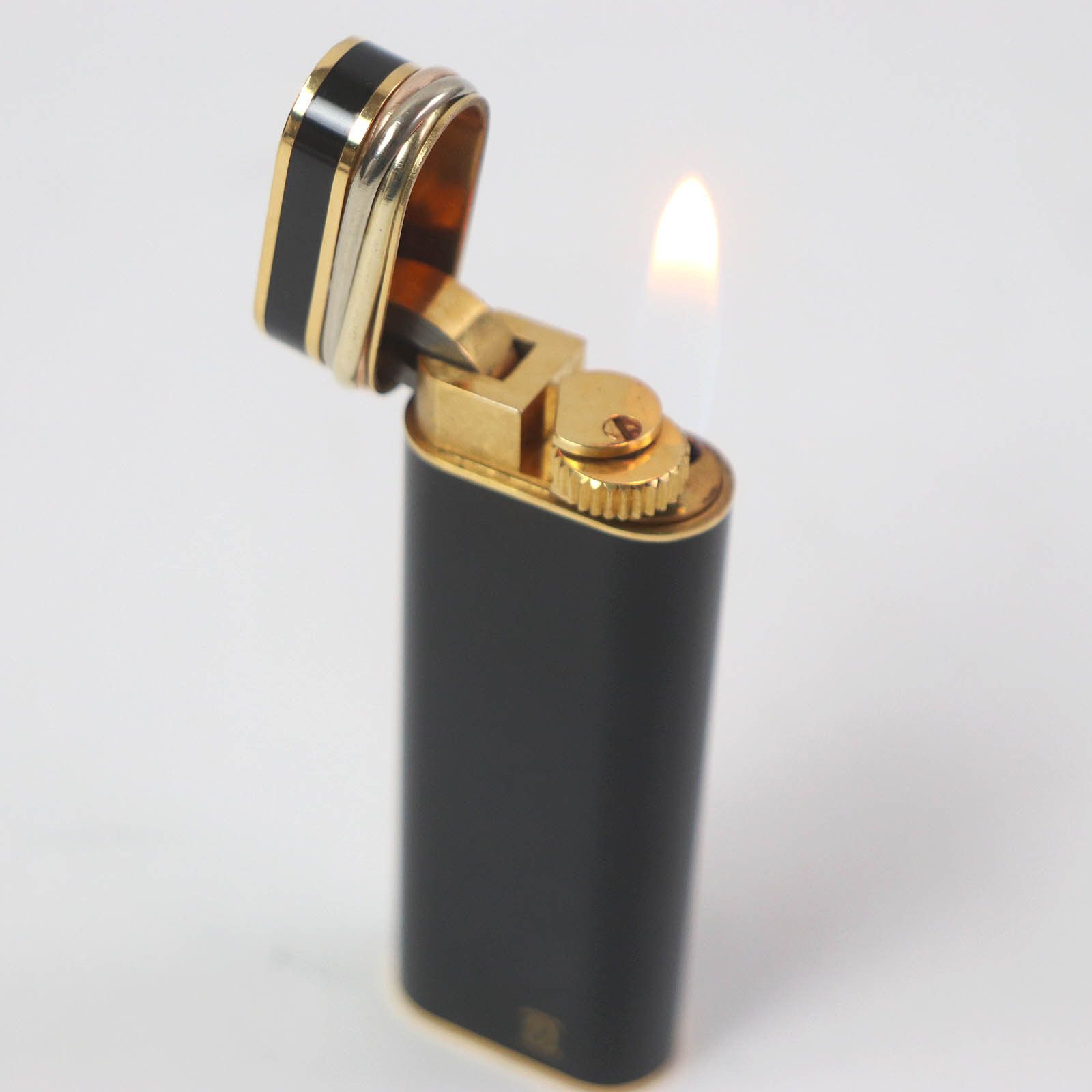 Cartier Cartier Cartier Trinity Oval Lighter Metal Lighter Size ONE SIZE - 3 Thumbnail