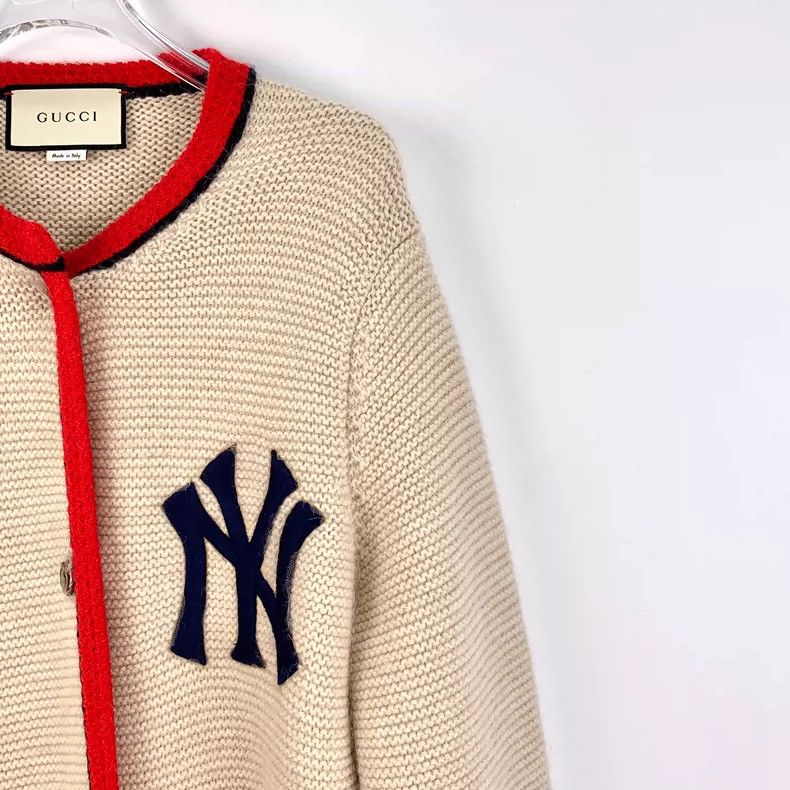 Gucci Gucci MLB Collaboration Long Sleeve Cardigan- DMC Size US M / EU 48-50 / 2 - 3 Thumbnail