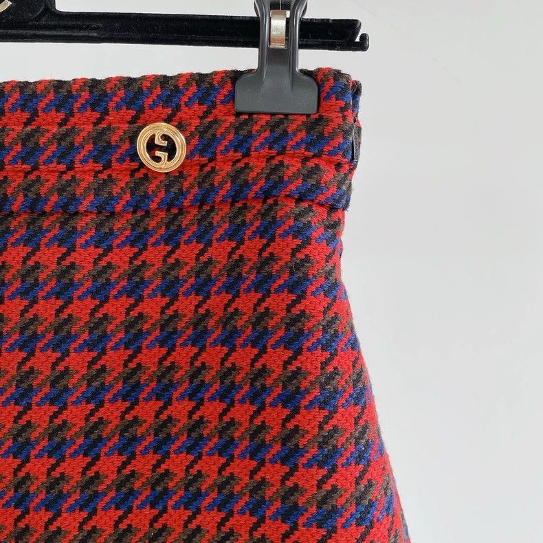 Gucci GUCCI Red Houndstooth Wool Mini Skirt 40- DMC Size US 31 - 3 Thumbnail
