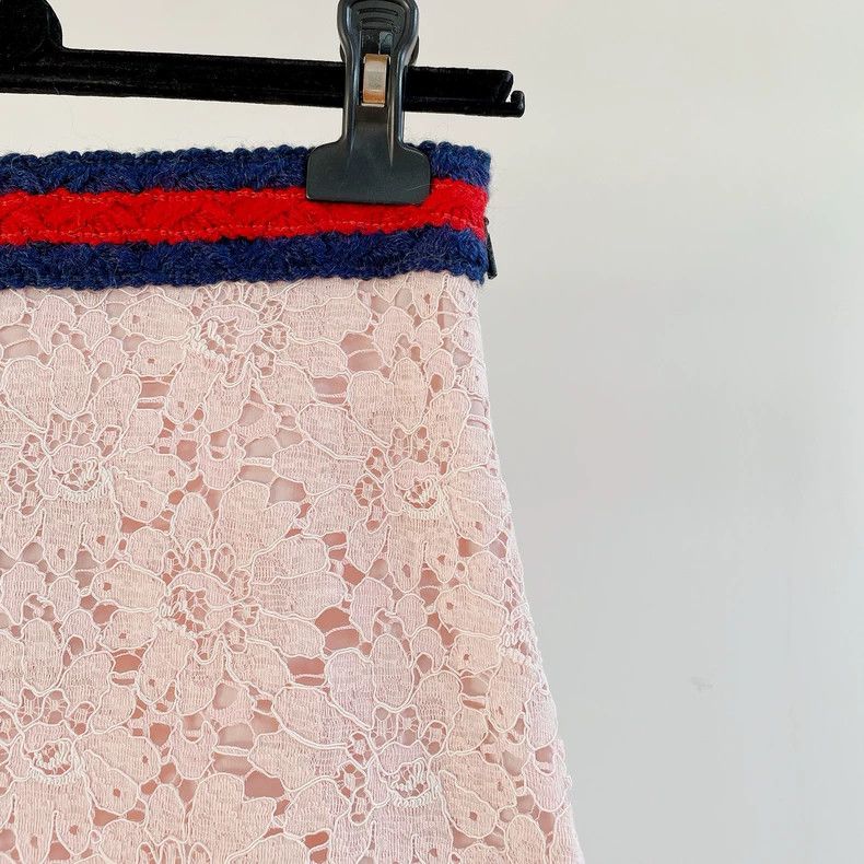 Gucci GUCCI Pink Lace Skirt With Tags- DMC Size US 31 - 4 Thumbnail