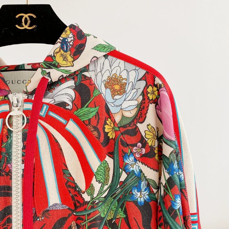 Gucci Gucci Printed Hoodie with Floral Design- DMC Size US XS / EU 42 / 0 - 3 Thumbnail