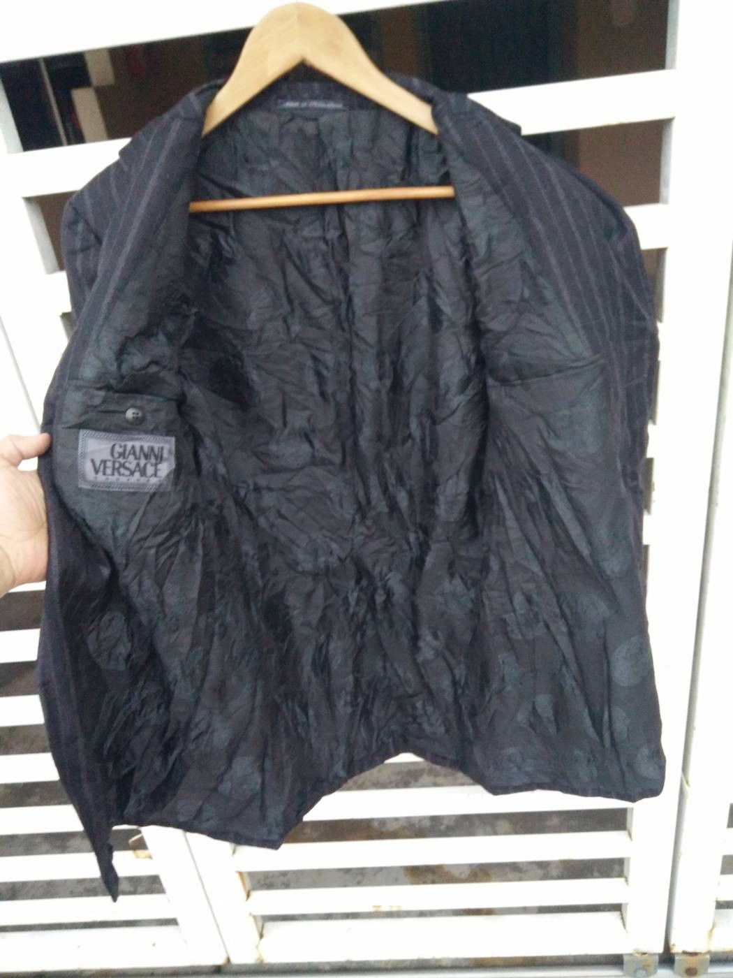 Versace Versace Jeans Couture Black Embroidered Made in Switzerland Size US M / EU 48-50 / 2 - 11 Thumbnail