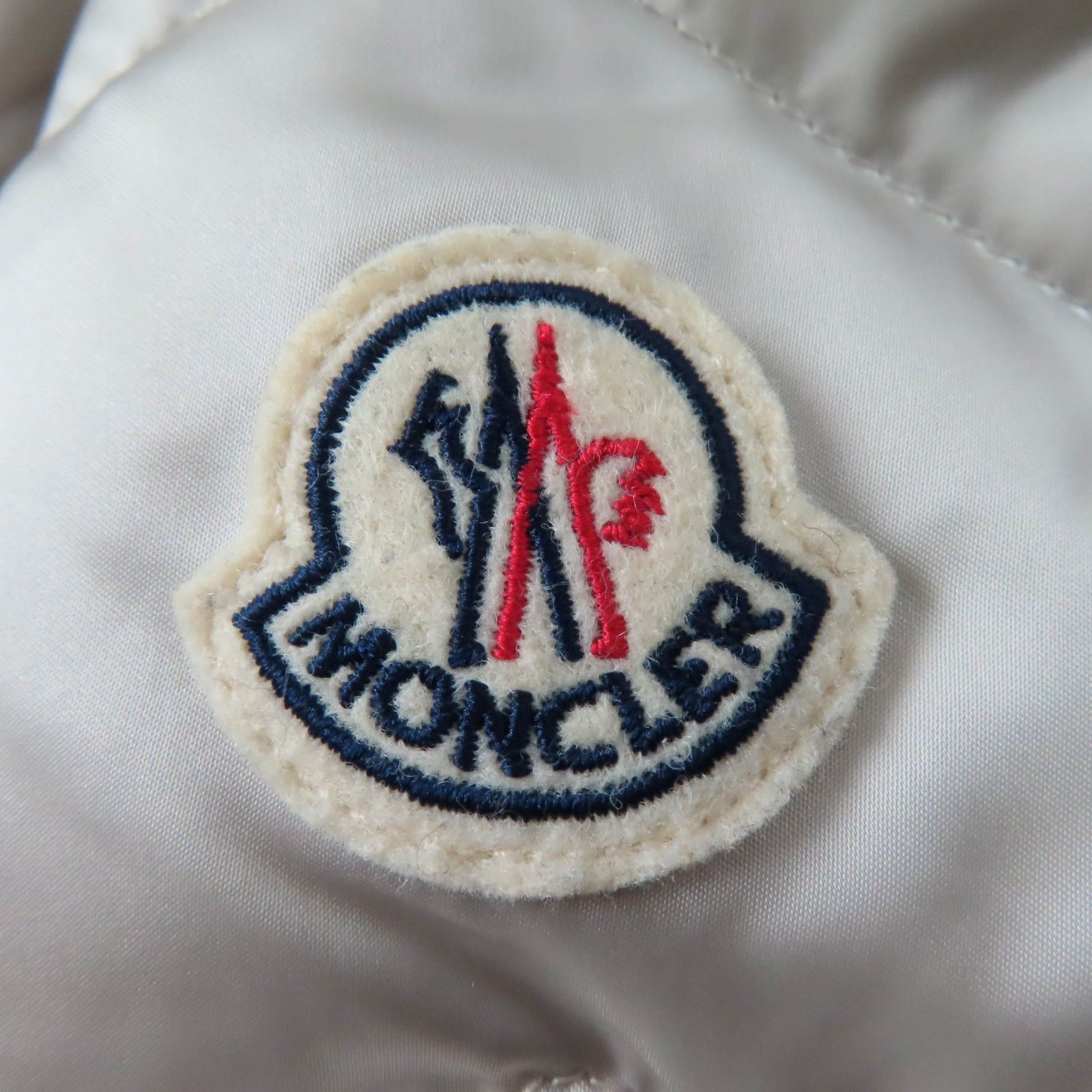 Moncler Moncler Moncler LEERSIE Nylon Down Coat Others Outerwear Size ONE SIZE - 6 Thumbnail