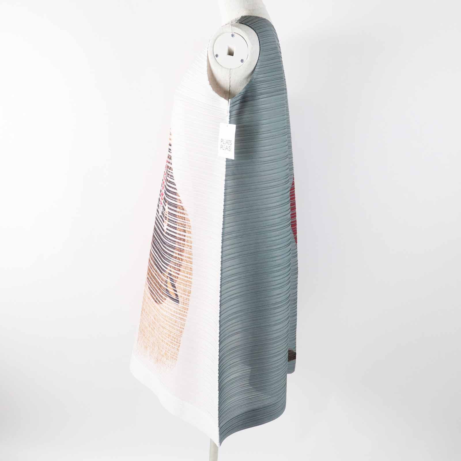 Issey Miyake Issey Miyake PLEATS PLEASE Graphic Designer Kazumasa Nagai Bounce Dress Polyester Dress Others Dresses PP43-JH873 Size ONE SIZE - 3 Thumbnail