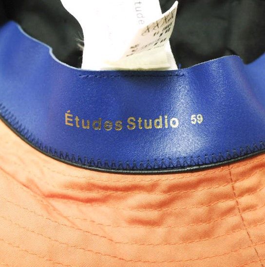 Other Other Etudes Studios Embroidered Logo Cotton Twill Bucket Hat Cotton Hats Size ONE SIZE - 8 Thumbnail