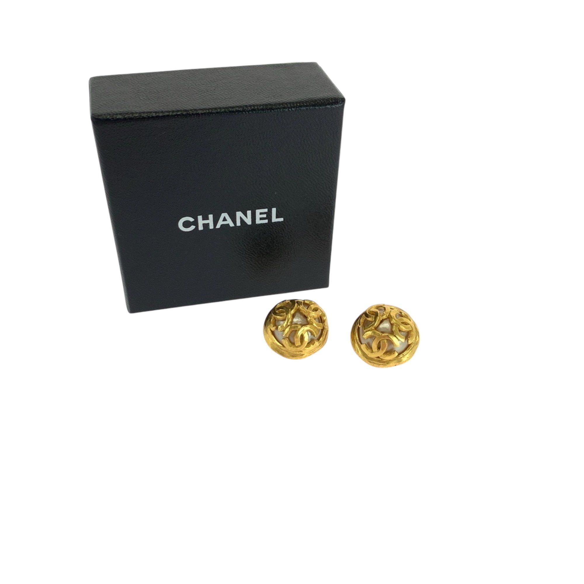 Chanel Chanel Triple coco earring Size ONE SIZE - 8 Thumbnail