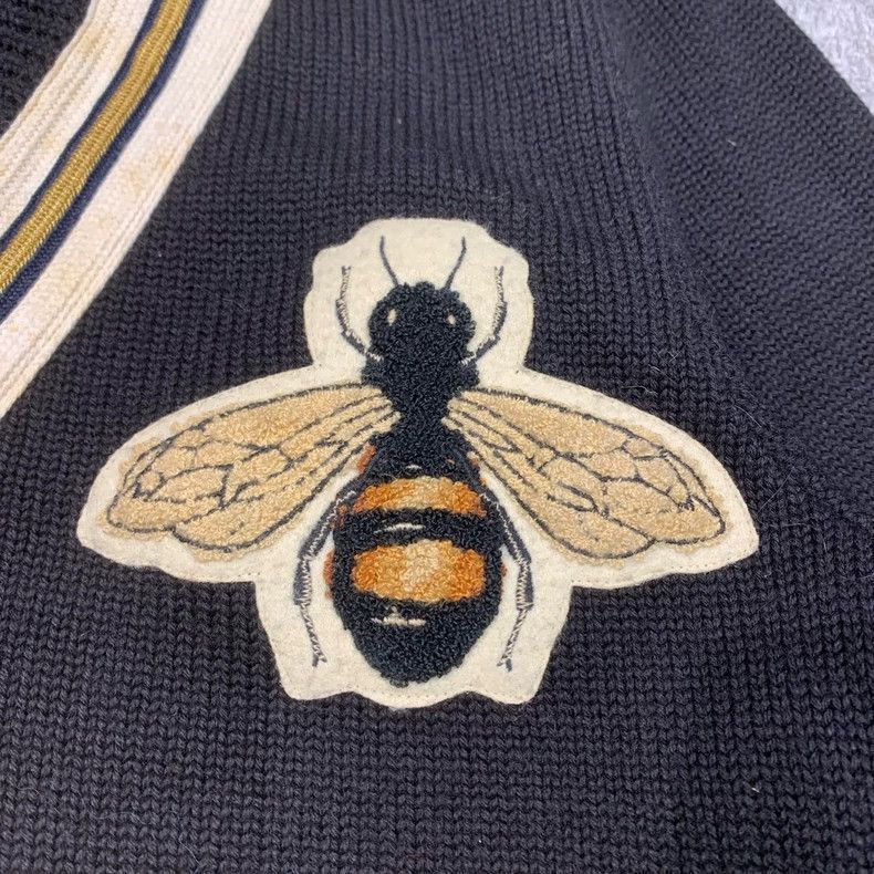 Gucci Gucci Bee V-Neck Knit Sweater Size S- DMC Size US S / EU 44-46 / 1 - 3 Thumbnail