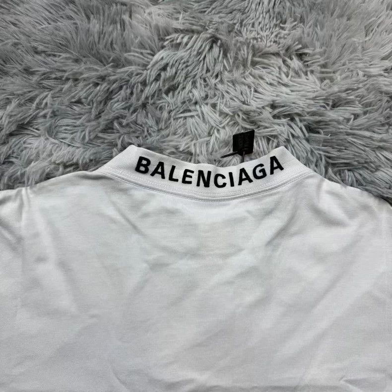 Balenciaga Balenciaga I Love Heart Short Sleeve Shirt- DMC Size US S / EU 44-46 / 1 - 5 Thumbnail
