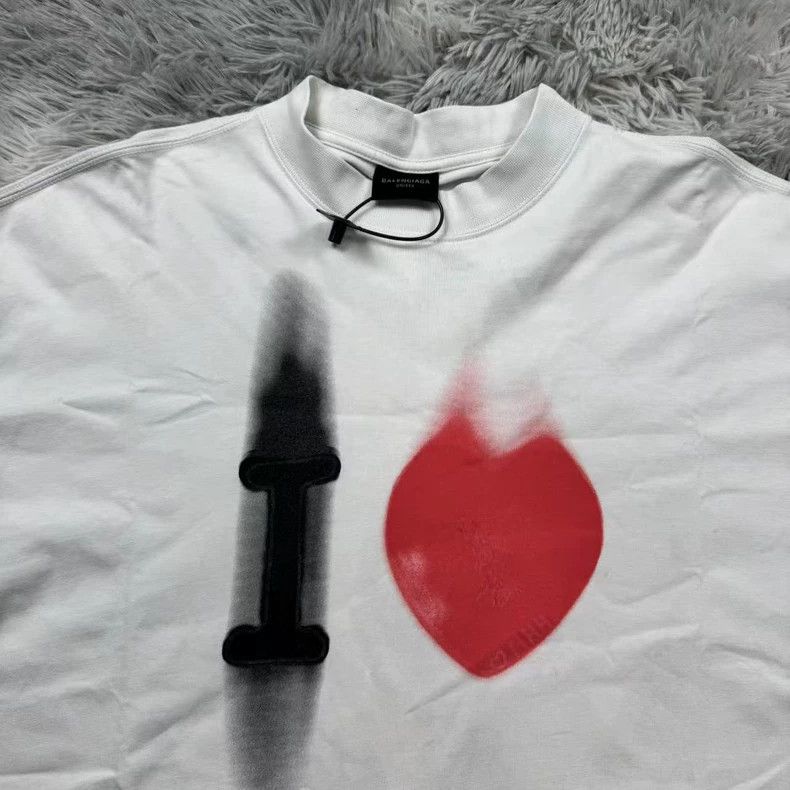 Balenciaga Balenciaga I Love Heart Short Sleeve Shirt- DMC Size US S / EU 44-46 / 1 - 2 Thumbnail