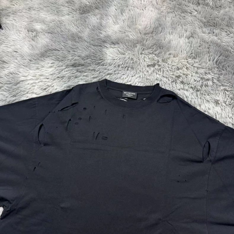 Balenciaga Balenciaga Distressed Short Sleeve T-Shirt- DMC Size US M / EU 48-50 / 2 - 3 Thumbnail