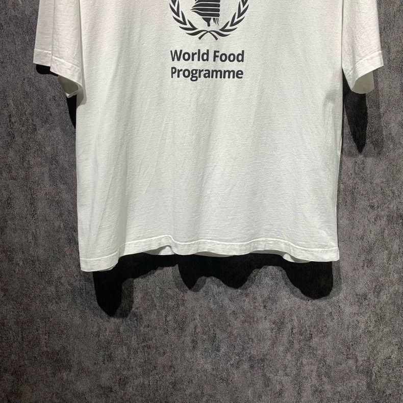 Balenciaga Balenciaga Supports World Food Programme T-shirt- DMC Size US S / EU 44-46 / 1 - 5 Thumbnail