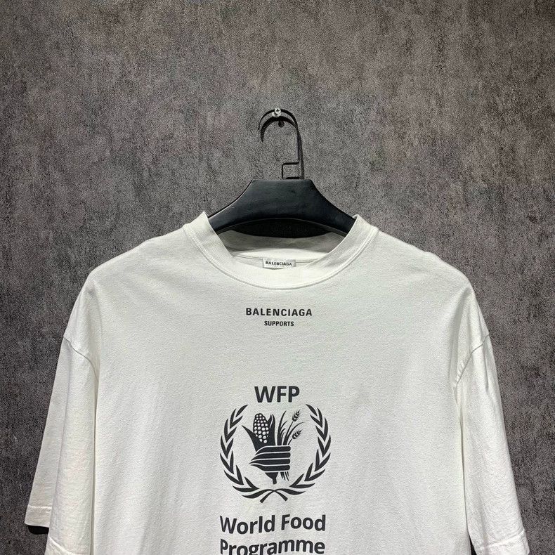 Balenciaga Balenciaga Supports World Food Programme T-shirt- DMC Size US S / EU 44-46 / 1 - 8 Thumbnail