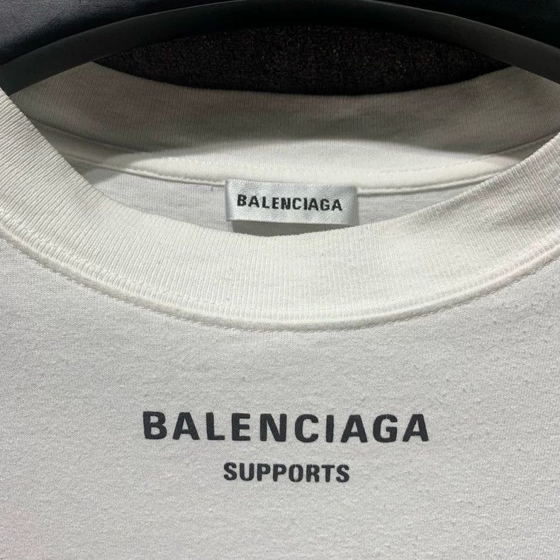Balenciaga Balenciaga Supports World Food Programme T-shirt- DMC Size US S / EU 44-46 / 1 - 3 Thumbnail