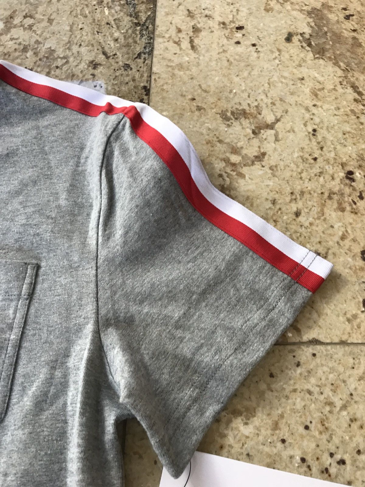 Calvin Klein Tape Shoulder Crew Neck Size US M / EU 48-50 / 2 - 3 Thumbnail
