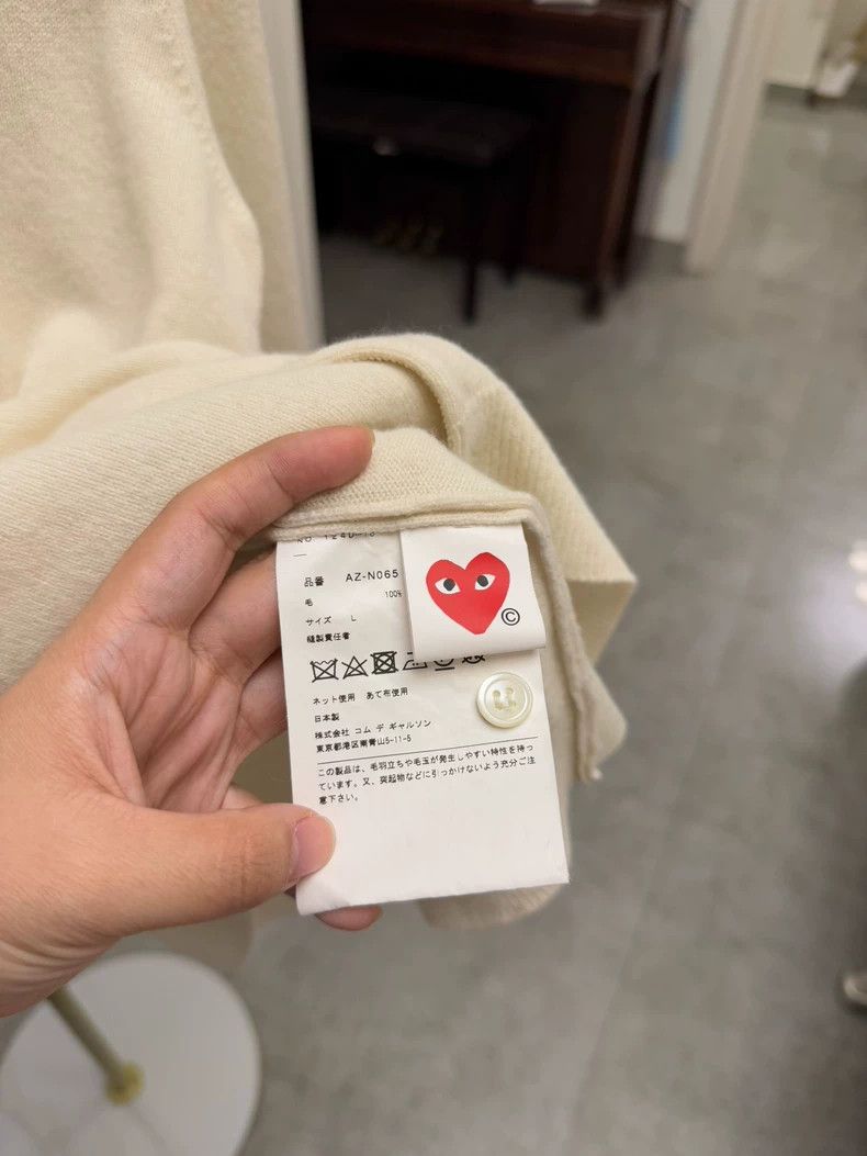 Comme des Garcons PLAY Classic Wool Cardigan with Heart Design- DMC Size US L / EU 52-54 / 3 - 5 Thumbnail