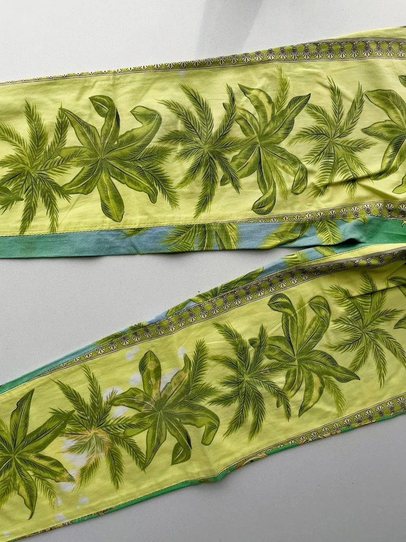 Versace Versace Jungle Print High-Waisted Pants- DMC Size US 27 - 5 Thumbnail