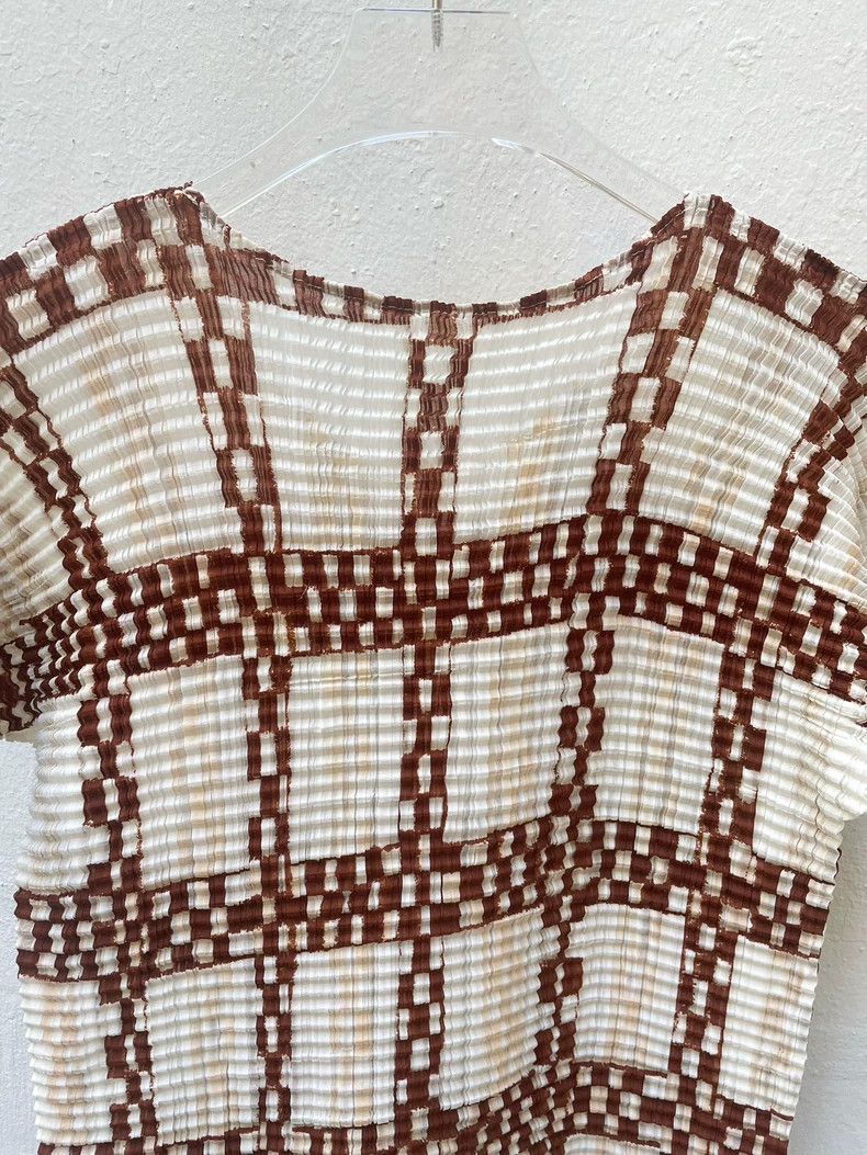 Issey Miyake Issey Miyake Geometric Pleated Short Sleeve Top- DMC Size US M / EU 48-50 / 2 - 6 Thumbnail