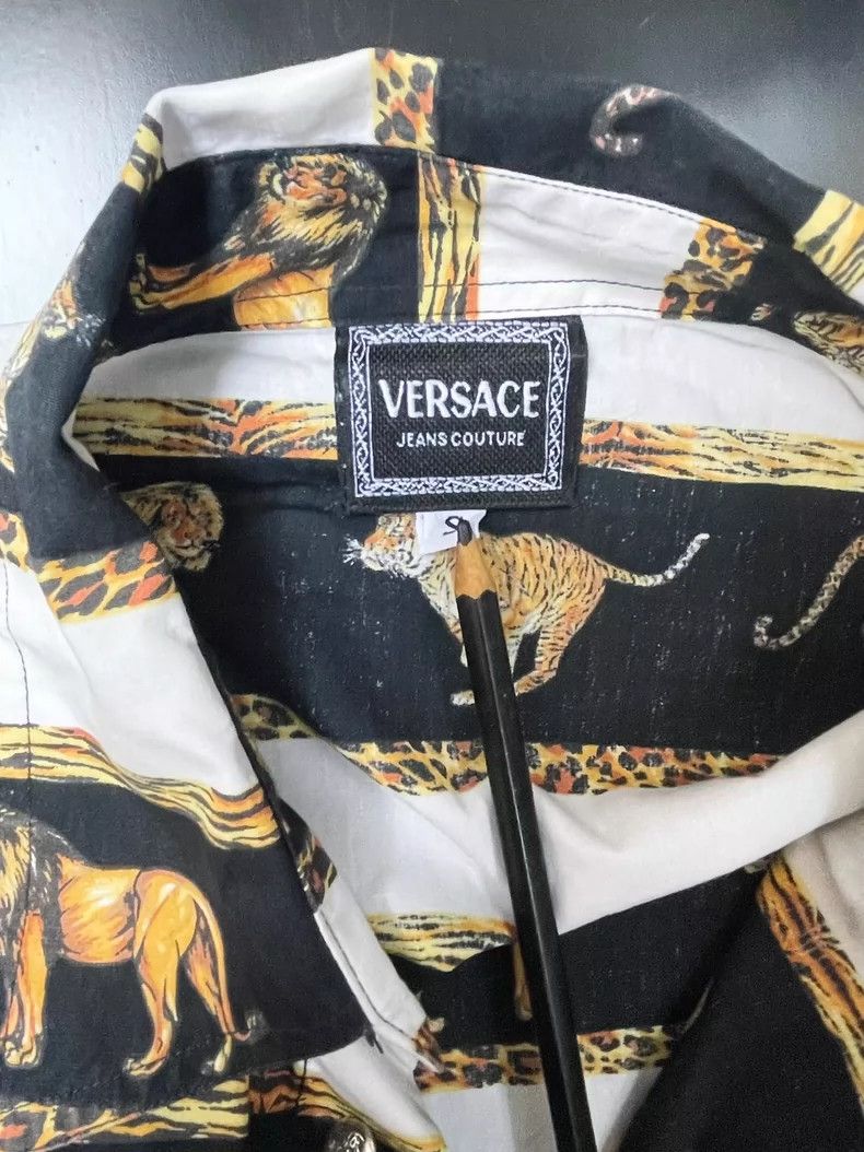 Versace Versace 90s Jungle Animal Print Shirt- DMC Size US S / EU 44-46 / 1 - 2 Thumbnail