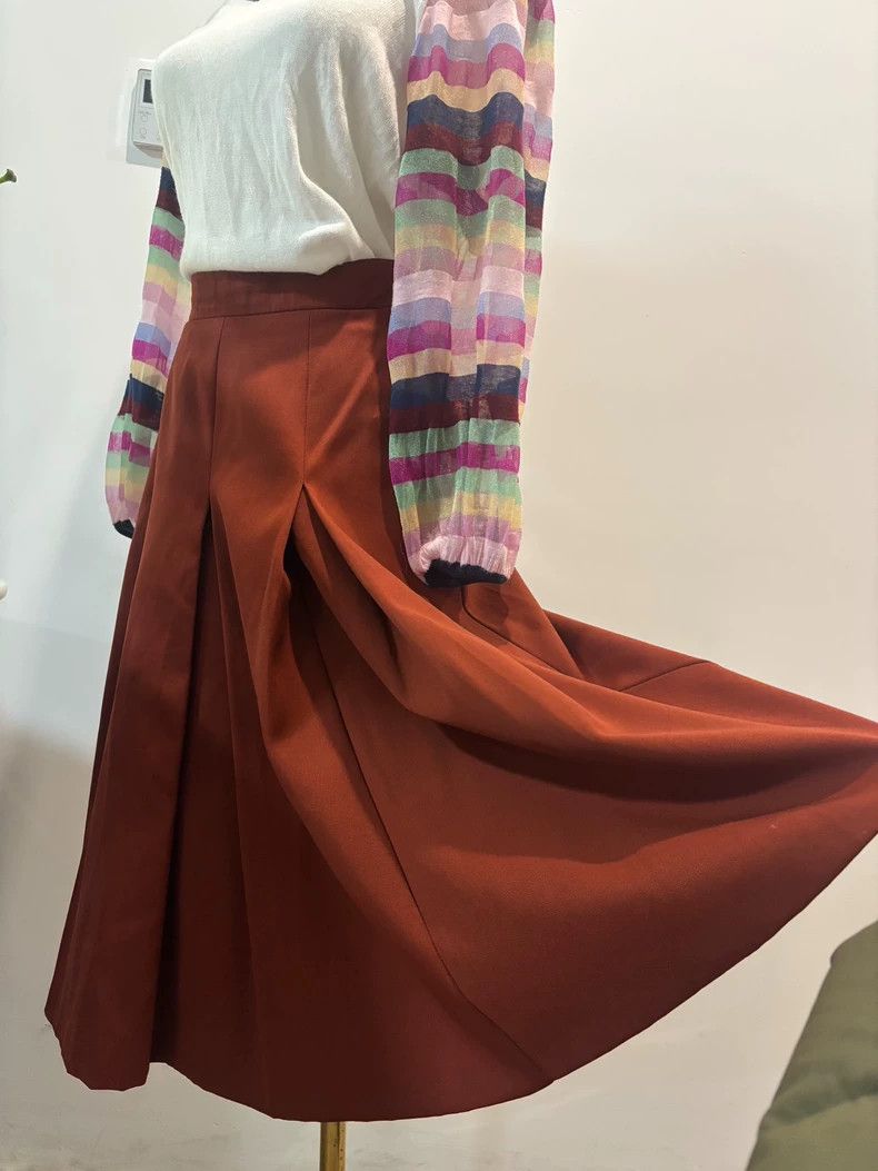 Alexander McQueen Alexander McQueen Pleated Midi Skirt Size 38- DMC Size US 38 / EU 54 - 2 Thumbnail