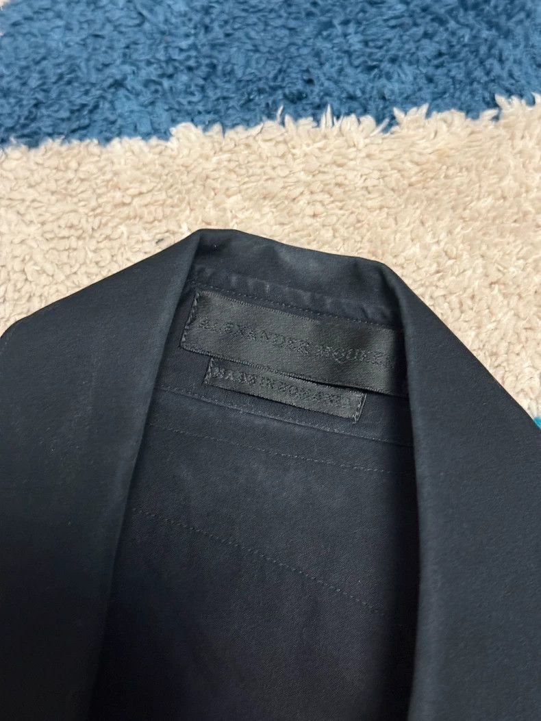 Alexander McQueen Alexander Mcqueen Black Shirt with Unique Design- DMC Size US S / EU 44-46 / 1 - 3 Thumbnail